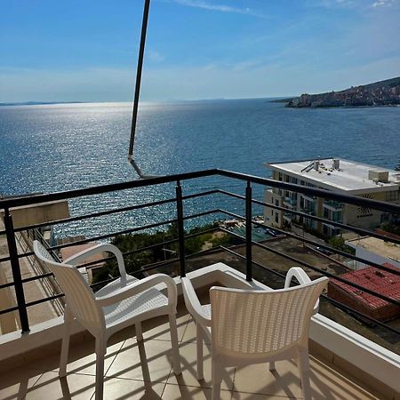 Esmeralda Apartaments Sarandë Exteriör bild
