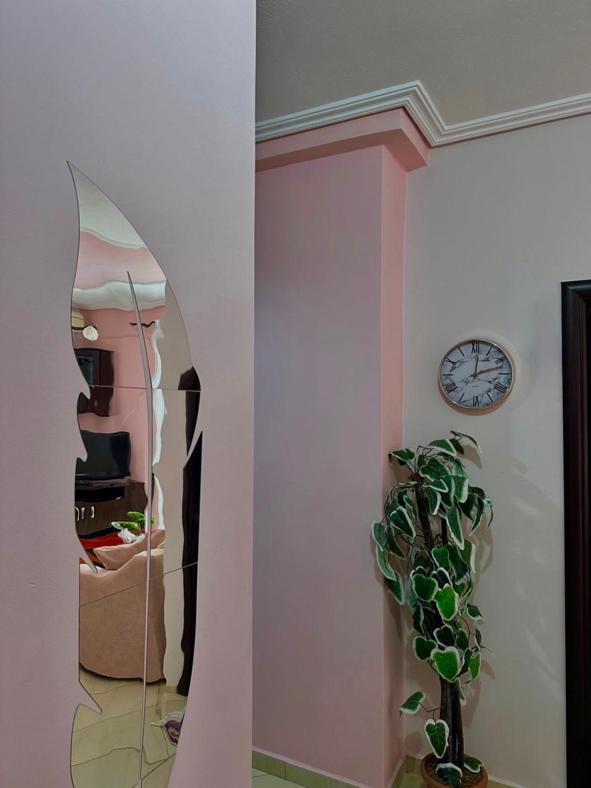 Esmeralda Apartaments Sarandë Exteriör bild