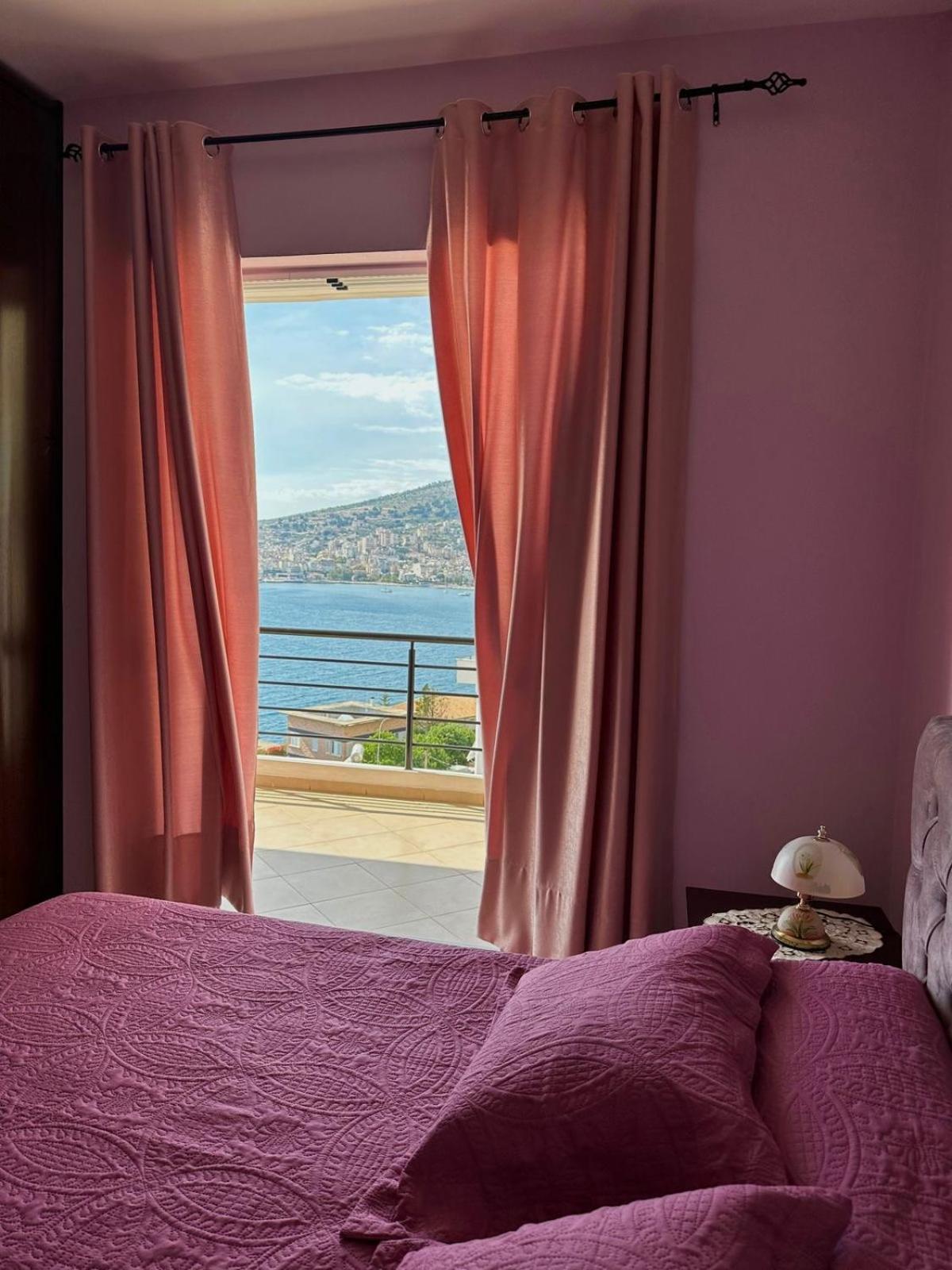 Esmeralda Apartaments Sarandë Exteriör bild
