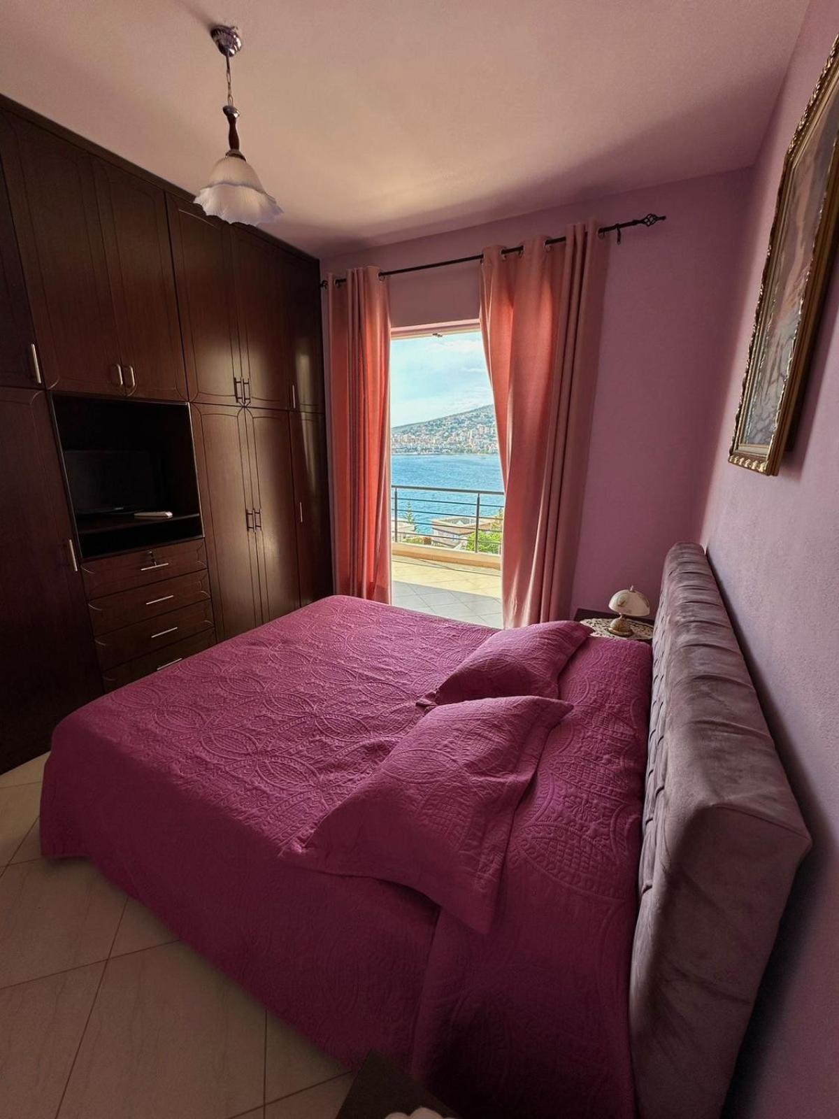 Esmeralda Apartaments Sarandë Exteriör bild