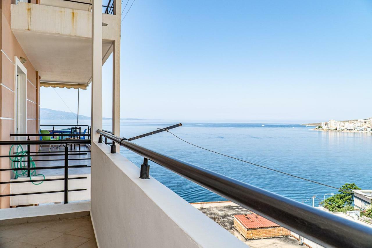Esmeralda Apartaments Sarandë Exteriör bild